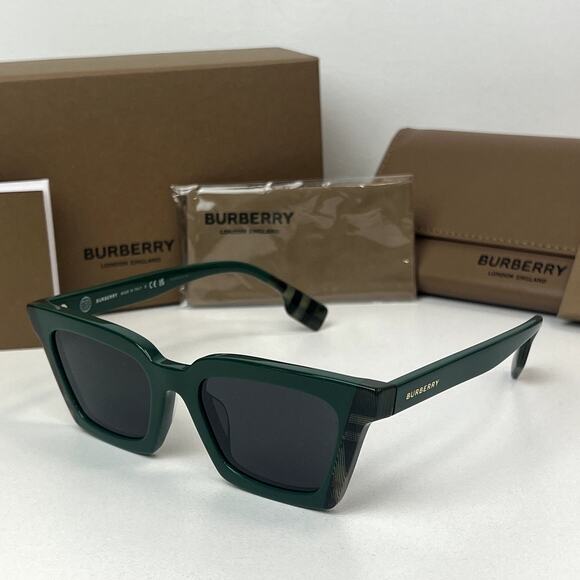 NEW Burberry BE4392U Briar Green Check Unisex Sunglasses - Picture 1 of 6